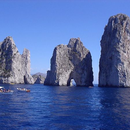 Вилла Domus Bianchi Неаполь Экстерьер фото